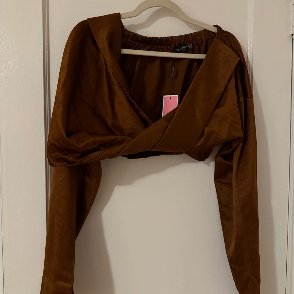 PrettyLittleThing Brown Crop Top